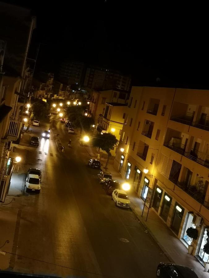 La Regina Di Coppe Appartement Licata Buitenkant foto